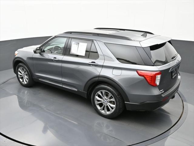 Photo of 2022 Carbonized Gray Metallic Ford Explorer