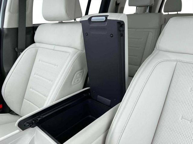 Photo of 2025 Rockwood Green Hyundai SANTA FE HEV