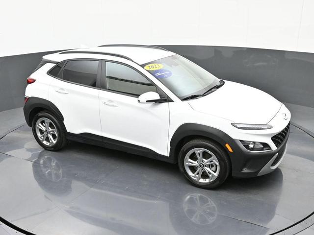 Photo of 2023 Lunar White Hyundai KONA