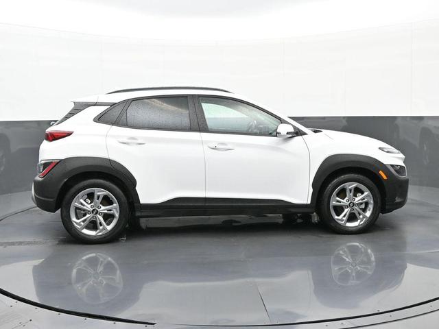 Photo of 2023 Lunar White Hyundai KONA