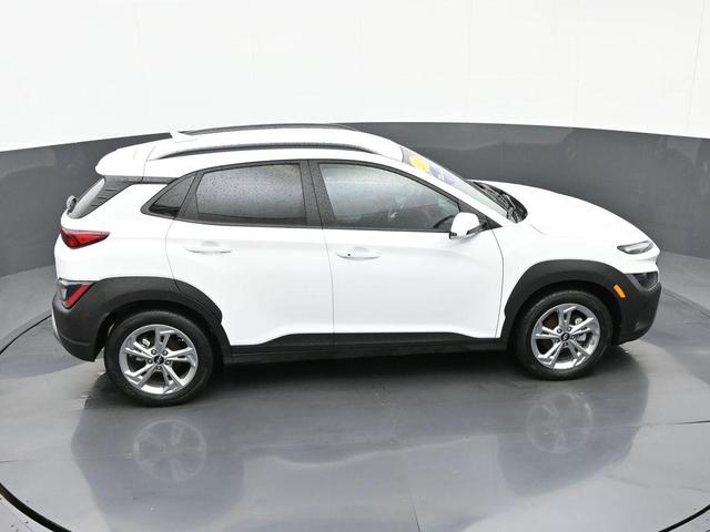 Photo of 2023 Lunar White Hyundai KONA