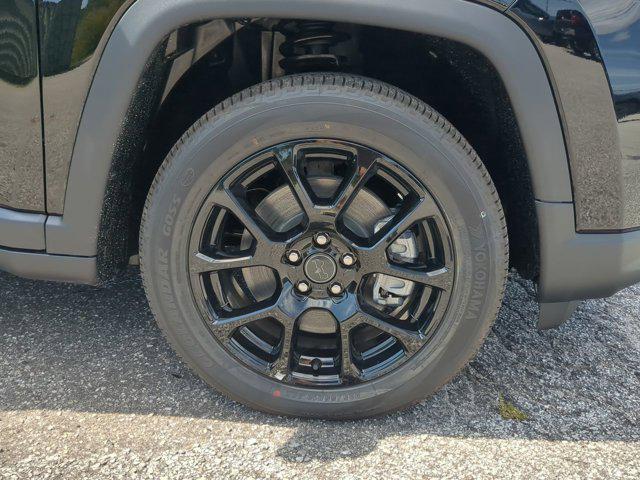 Photo of 2025 Diamond Black Crystal Pearlcoat Jeep Compass