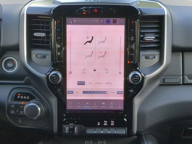 Photo of 2025 Diamond Black Crystal Pearlcoat RAM 1500