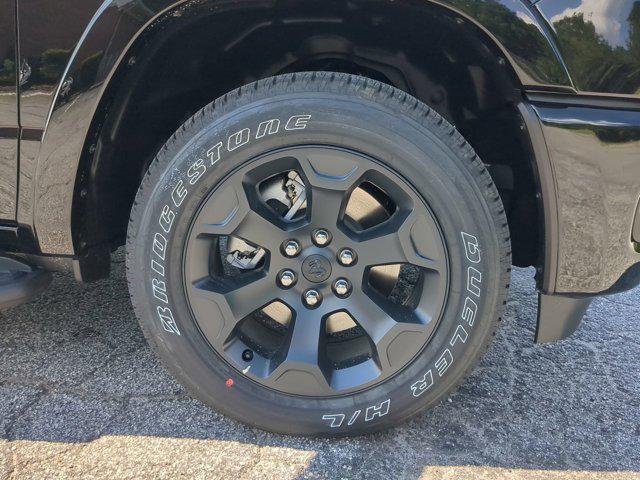 Photo of 2025 Diamond Black Crystal Pearlcoat RAM 1500