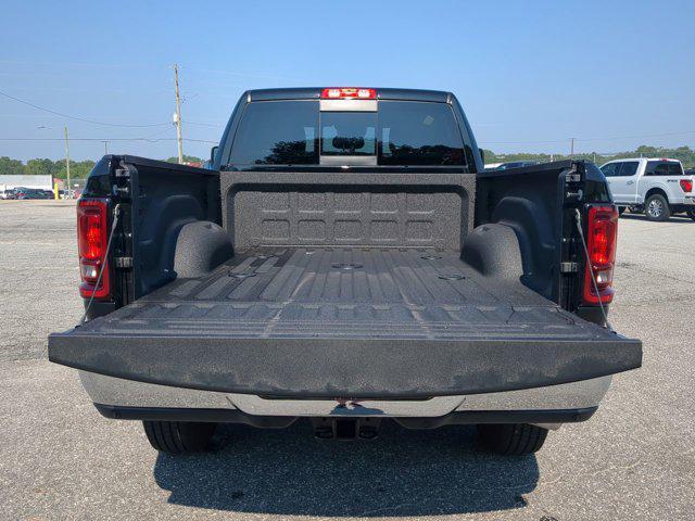 Photo of 2026 Diamond Black Crystal Pearlcoat RAM 2500