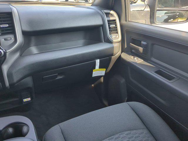 Photo of 2026 Diamond Black Crystal Pearlcoat RAM 2500