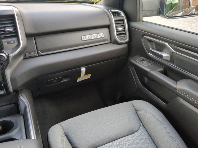 Photo of 2025 Granite Crystal Metallic Clearcoat RAM 1500