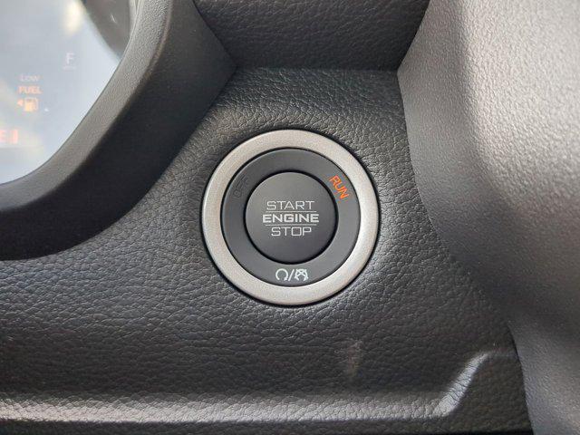 Photo of 2025 Granite Crystal Metallic Clearcoat RAM 1500