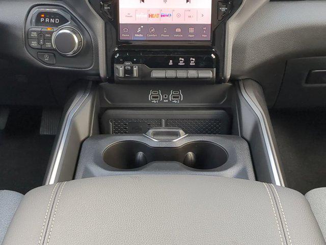 Photo of 2025 Granite Crystal Metallic Clearcoat RAM 1500