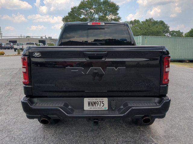 Photo of 2025 Diamond Black Crystal Pearlcoat RAM 1500