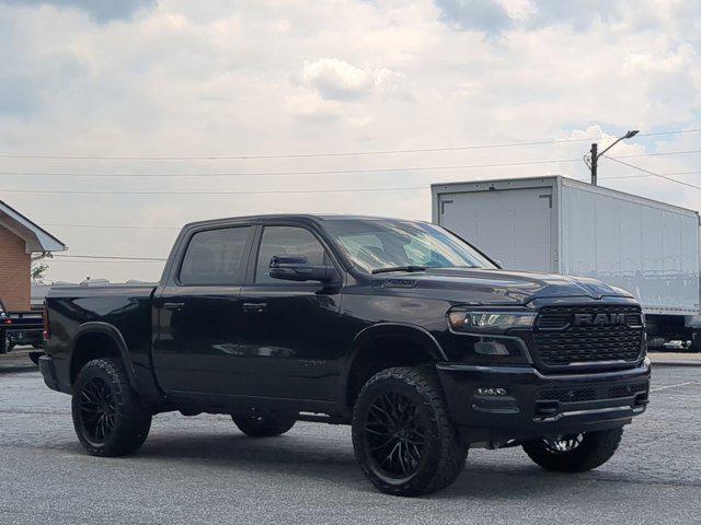 Photo of 2025 Diamond Black Crystal Pearlcoat RAM 1500