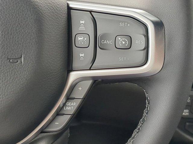 Photo of 2025 Diamond Black Crystal Pearlcoat RAM 1500