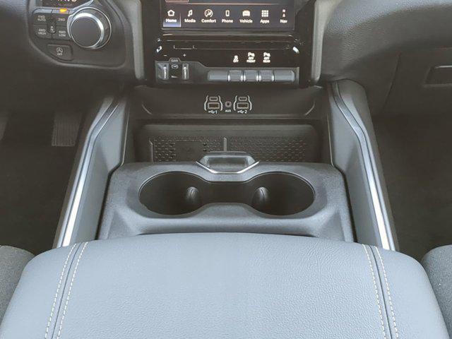 Photo of 2026 Granite Crystal Metallic Clearcoat RAM 1500