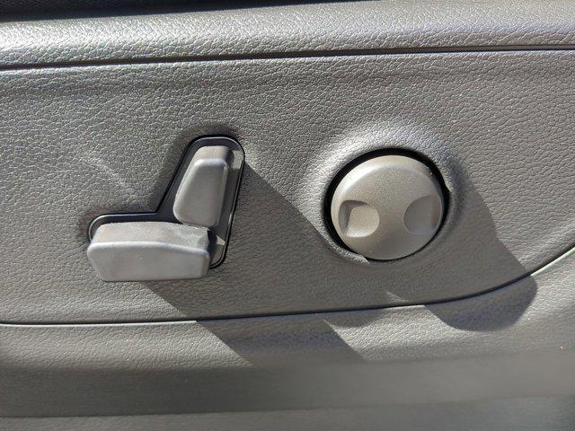 Photo of 2026 Granite Crystal Metallic Clearcoat RAM 1500