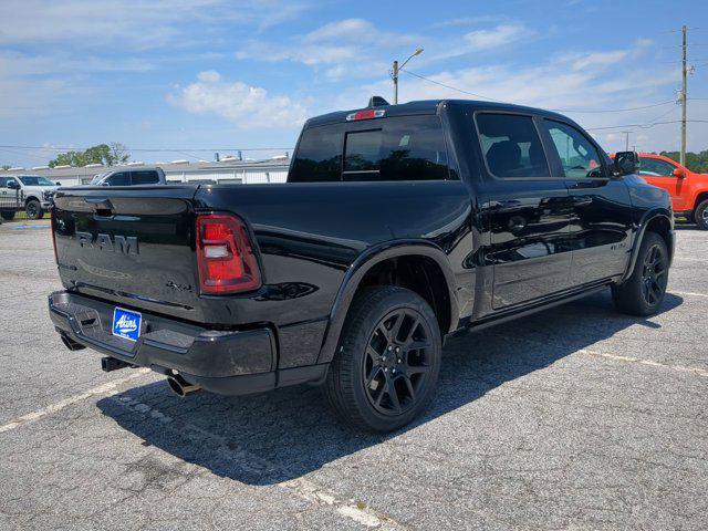 Photo of 2026 Diamond Black Crystal Pearlcoat RAM 1500