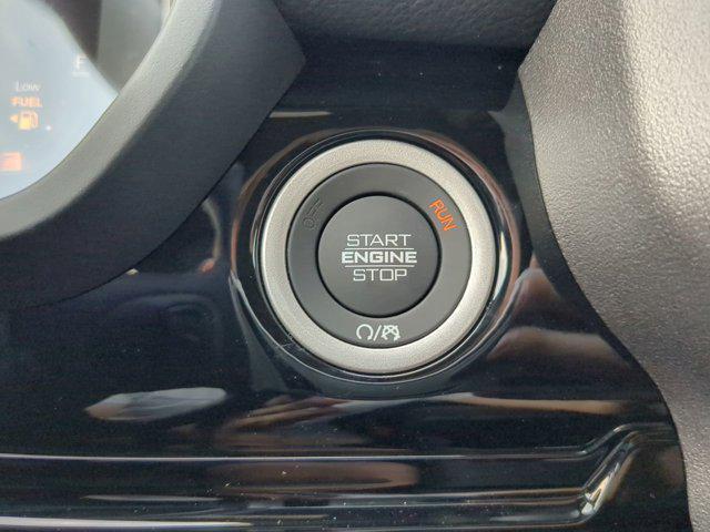 Photo of 2026 Diamond Black Crystal Pearlcoat RAM 1500