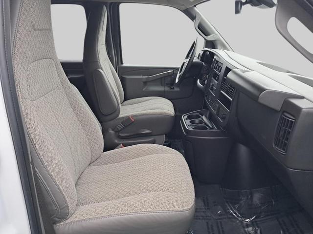Photo of 2024 Summit White GMC Savana 3500