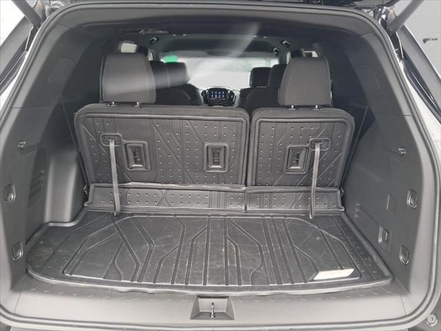 Photo of 2023 Mosaic Black Metallic Chevrolet Traverse
