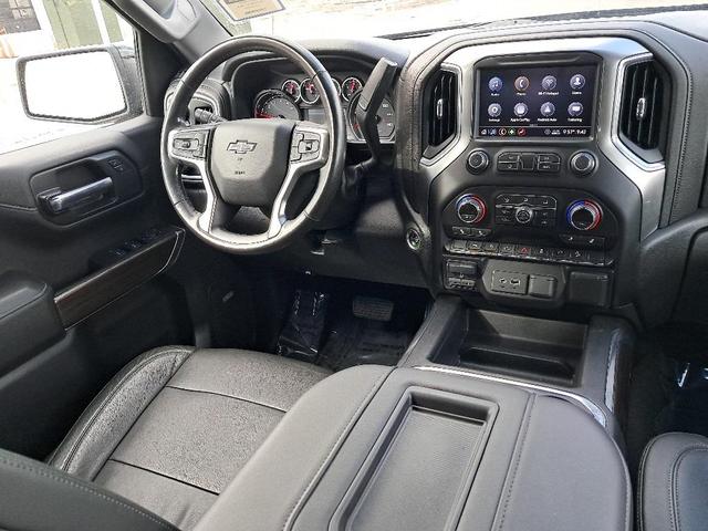 Photo of 2020 Black Chevrolet Silverado 1500