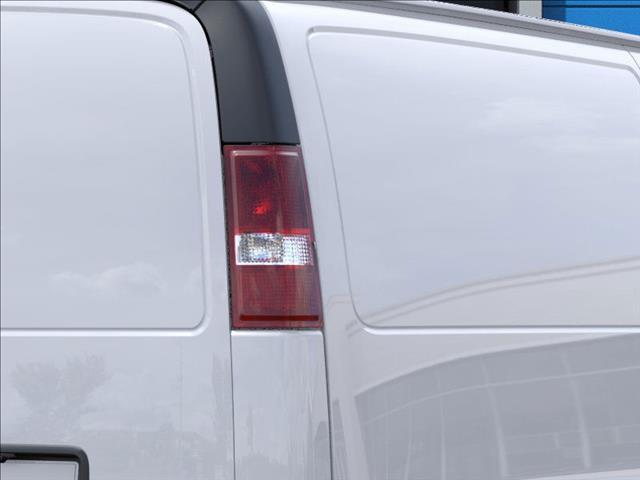 Photo of 2025 Summit White Chevrolet Express 2500