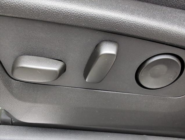 Photo of 2025 Summit White Chevrolet Silverado 1500