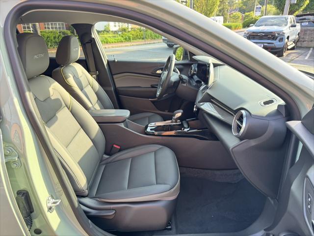 Photo of 2025 Cacti Green Chevrolet Trax