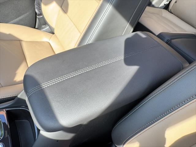 Photo of 2022 Mosaic Black Metallic Chevrolet Equinox