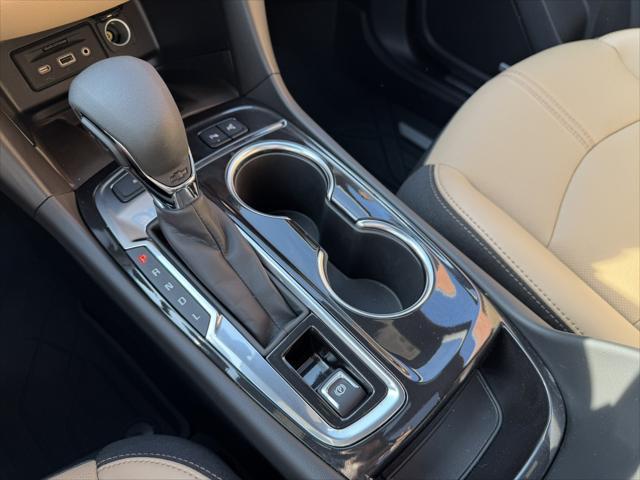 Photo of 2022 Mosaic Black Metallic Chevrolet Equinox