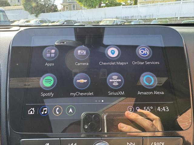 Photo of 2022 Mosaic Black Metallic Chevrolet Equinox