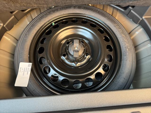 Photo of 2022 Mosaic Black Metallic Chevrolet Equinox