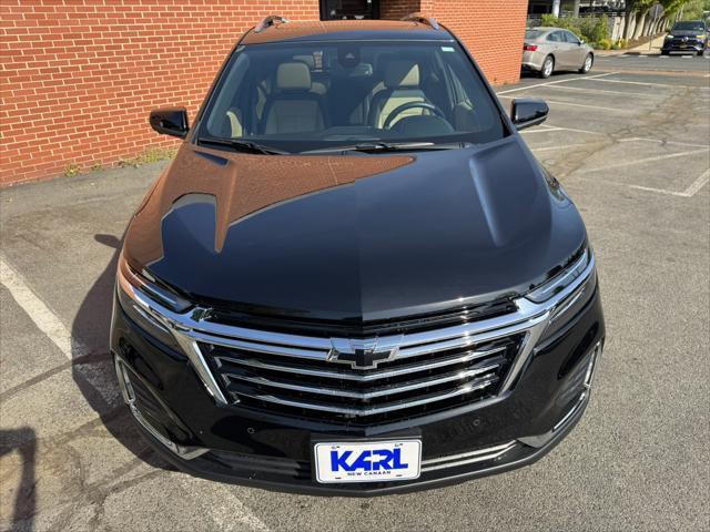 Photo of 2022 Mosaic Black Metallic Chevrolet Equinox