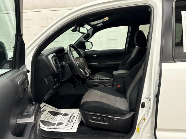 Photo of 2023 Ice Toyota Tacoma
