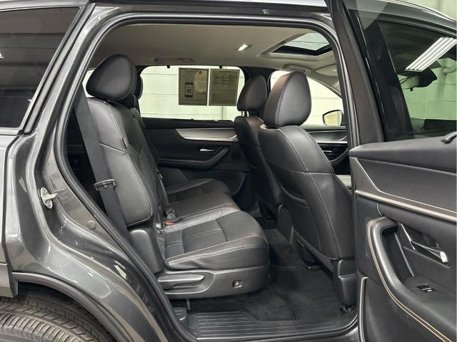 Photo of 2024 Machine Gray Metallic Mazda CX-90