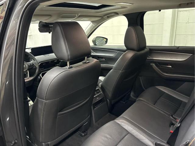 Photo of 2024 Machine Gray Metallic Mazda CX-90