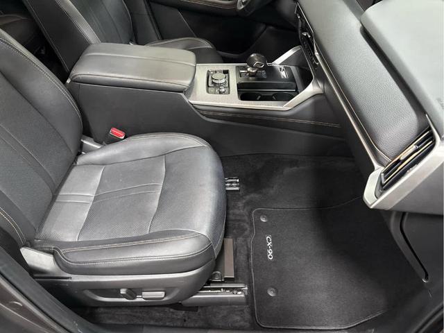Photo of 2024 Machine Gray Metallic Mazda CX-90