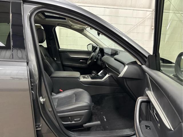 Photo of 2024 Machine Gray Metallic Mazda CX-90