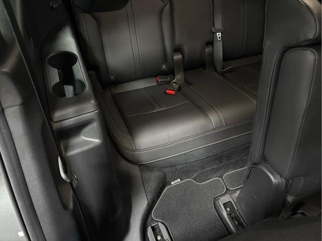 Photo of 2024 Machine Gray Metallic Mazda CX-90