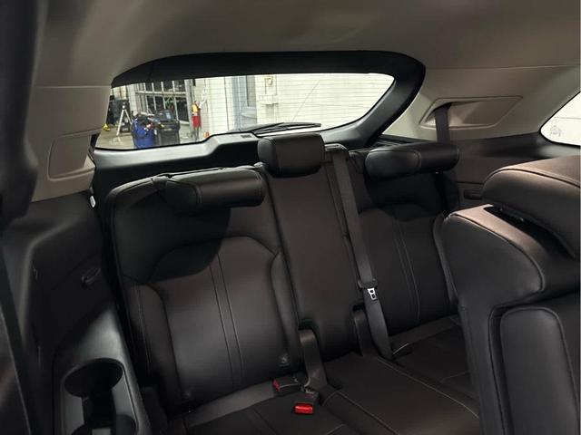Photo of 2024 Machine Gray Metallic Mazda CX-90