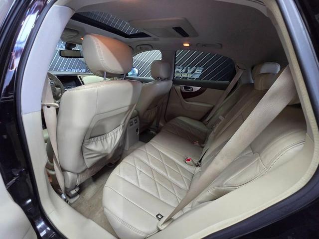 Photo of 2011 Black INFINITI FX50