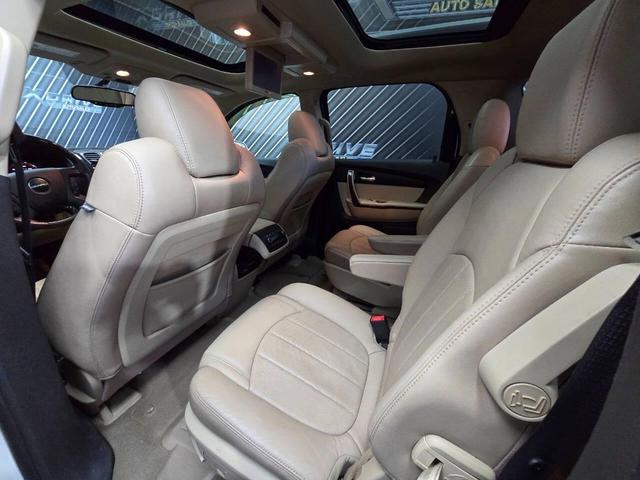 Photo of 2012 White GMC Acadia