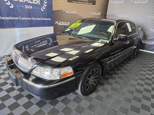 2011 Lincoln Town Car