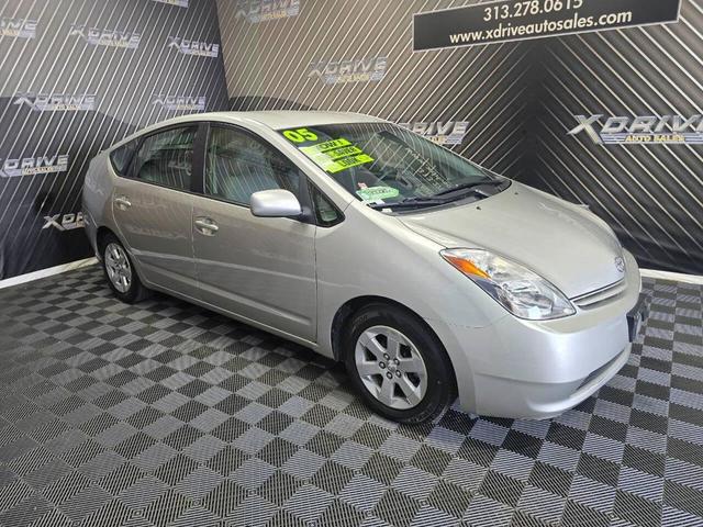 Photo of 2005 Millennium Silver Metallic Toyota Prius