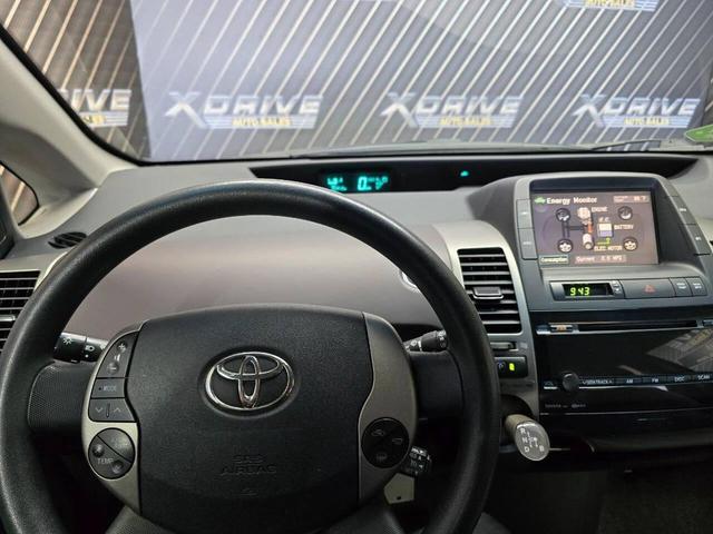 Photo of 2005 Millennium Silver Metallic Toyota Prius