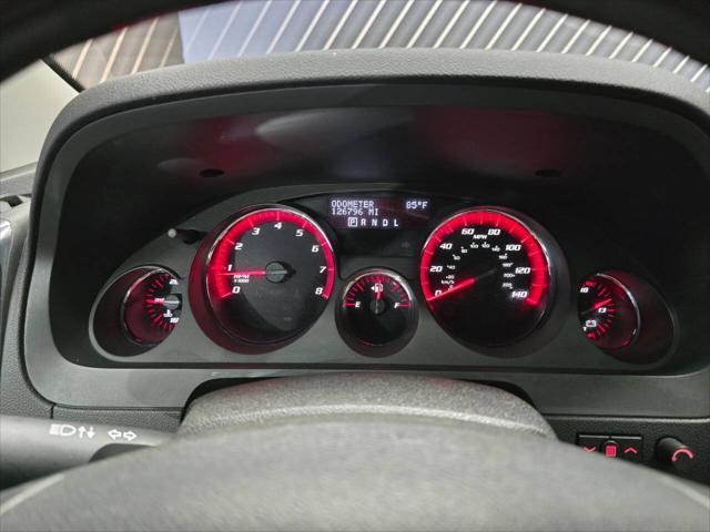 Photo of 2012 White GMC Acadia