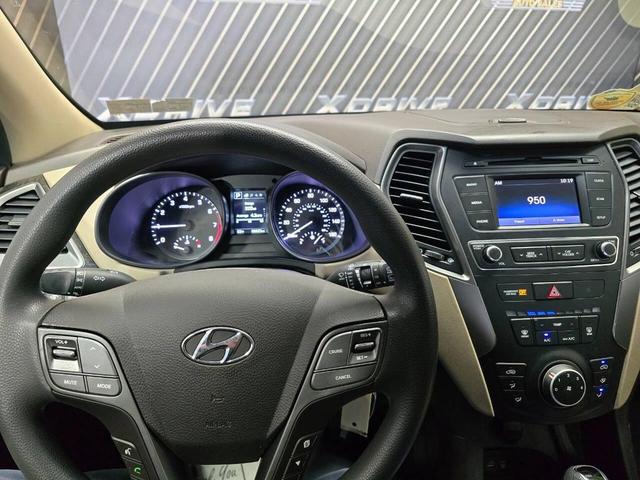 Photo of 2017 Blue Hyundai Santa Fe Sport