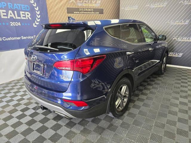 Photo of 2017 Blue Hyundai Santa Fe Sport