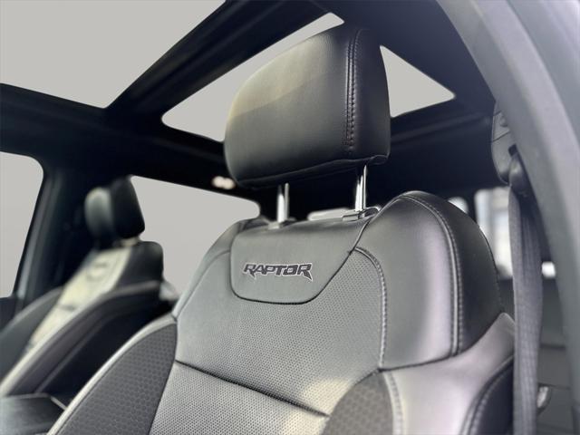 Photo of 2019 OXFORD WHITE Ford F-150
