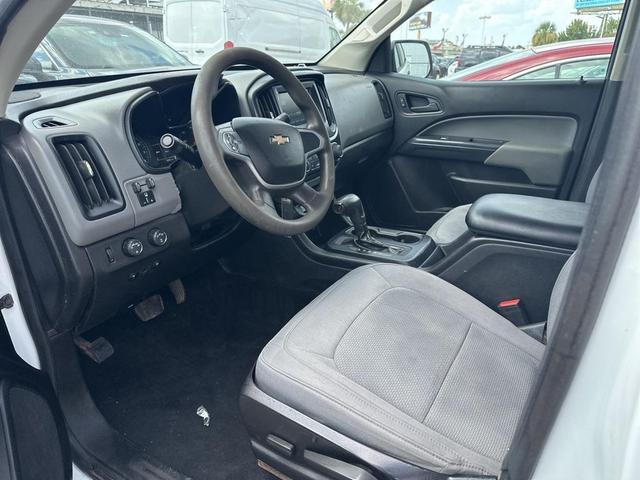 Photo of 2018 Summit White Chevrolet Colorado