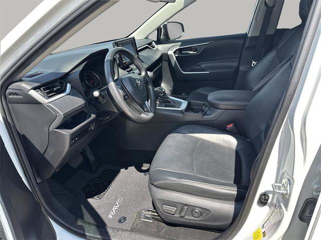 Photo of 2021 -Select- Toyota RAV4