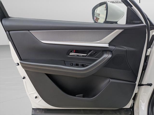 Photo of 2025 Rhodium White Premium Mazda CX-90